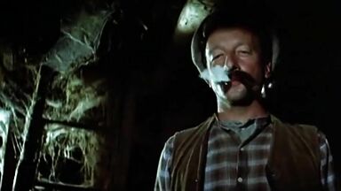 Laurence Treil and Kathy Kriegel nude in La Vouivre (1989)