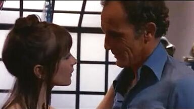 Leonora Fani sex in 'La svergognata' (1974)