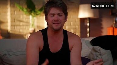 Elisha Cuthbert gets a tattoo with her boyfriend