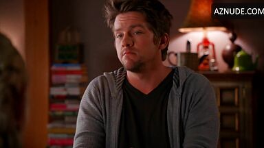 Elisha Cuthbert gets a tattoo with her boyfriend