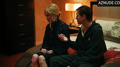 Mistakes are paid for by fingers in Nicole