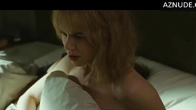 She wakes up in her bare ass