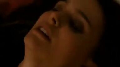 Two sexy chicks lick each other