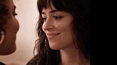 Short kiss between the two brunettes