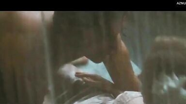 Passionate kisses in the canopy