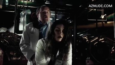 Mila Kunis doggystyle for a doctor