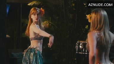 Lascivious dance with coconut