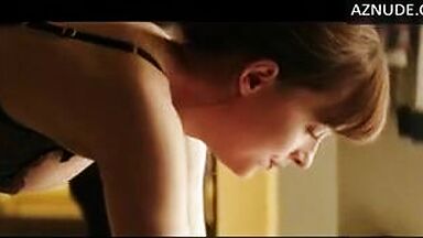 Dakota Johnson very sexy bending over