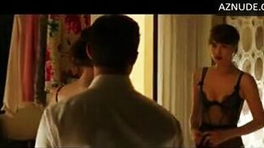 Dakota Johnson very sexy bending over