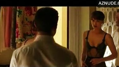 Dakota Johnson very sexy bending over