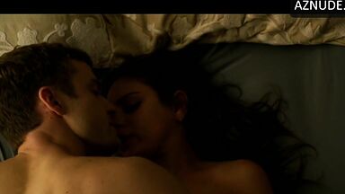 Two amateurs in bed