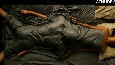 Two amateurs in bed