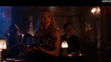 Erotic dance with Kristen Bell