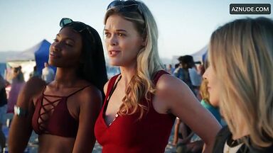 Love with a lifeguard