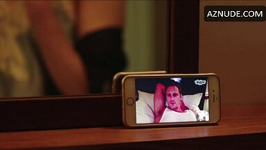 She shows her tits on a video call