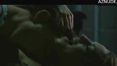 Mila Kunis fucks with Natalie's boyfriend