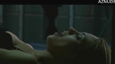 Mila Kunis fucks with Natalie's boyfriend