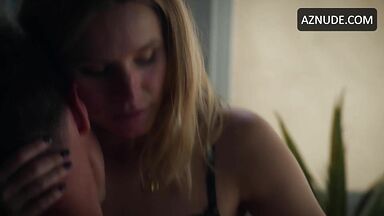 Kristen Bell Underwear Scene in Veronica Mars