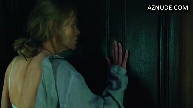 Sex addict at her door
