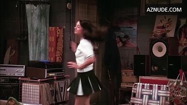 Mila Kunis cheerleading dance