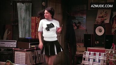 Mila Kunis cheerleading dance