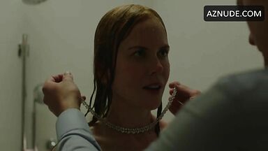 Nicole Kidman caught giving a pussy licking in the shower