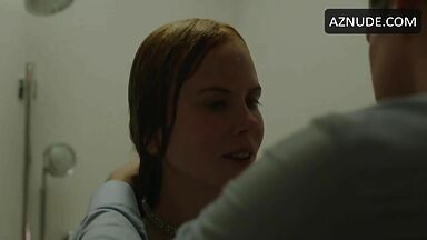 Nicole Kidman caught giving a pussy licking in the shower