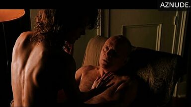 Nicole Kidman naked discussions an old man