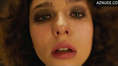 Nicole Kidman and Matilda De Angelis flashbacks in their minds