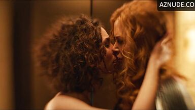 Nicole Kidman and Matilda De Angelis flashbacks in their minds