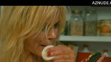 Nicole Kidman have sex on the washing machine