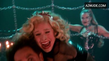 Kristen Bell dance in a leather suit