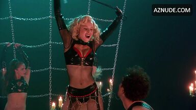 Kristen Bell dance in a leather suit