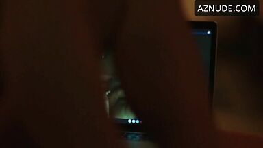 Nicole Kidman masturbates on video
