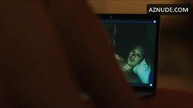 Nicole Kidman masturbates on video
