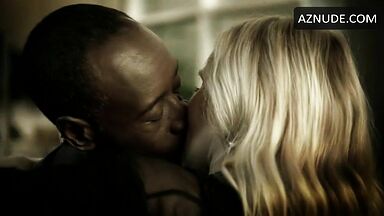 Kristen Bell trying to have sex with a black man