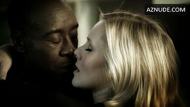 Kristen Bell trying to have sex with a black man