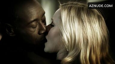 Kristen Bell trying to have sex with a black man