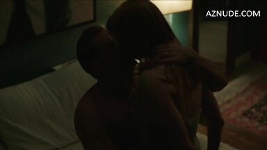 Nicole Kidman have sex in bed