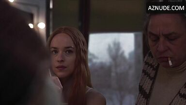 Dakota Johnson shows her nipples