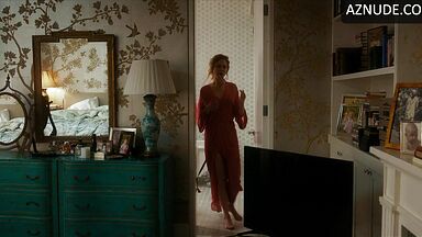 Nicole Kidman brushing her teeth in sexy pajamas