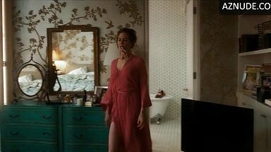 Nicole Kidman brushing her teeth in sexy pajamas