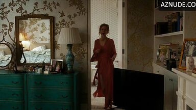 Nicole Kidman brushing her teeth in sexy pajamas