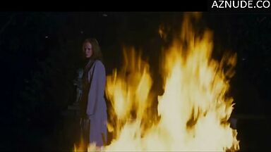 Nicole Kidman throws his clothes into the fire