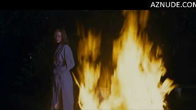 Nicole Kidman throws his clothes into the fire