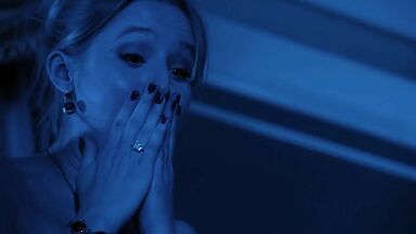 Kristen Bell drugs and has sex