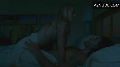Kristen Bell Mila Kunis have sex at the same time