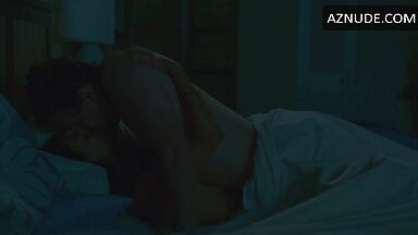 Kristen Bell Mila Kunis have sex at the same time