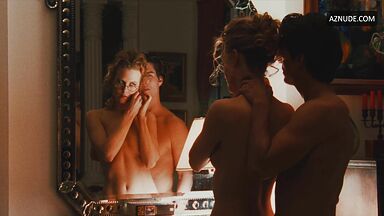 Nicole Kidman naked in front of the mirror