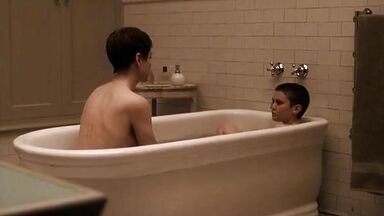 Nicole Kidman sex in missionary position